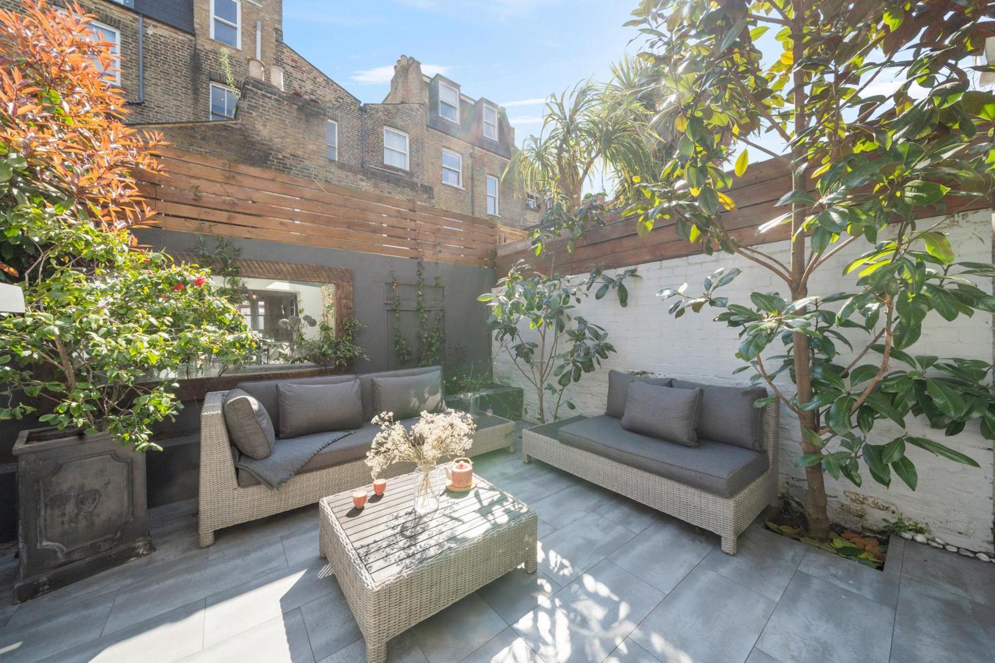 4 Bedroom House With Garden In Battersea Close To Chelsea Ferienhaus *