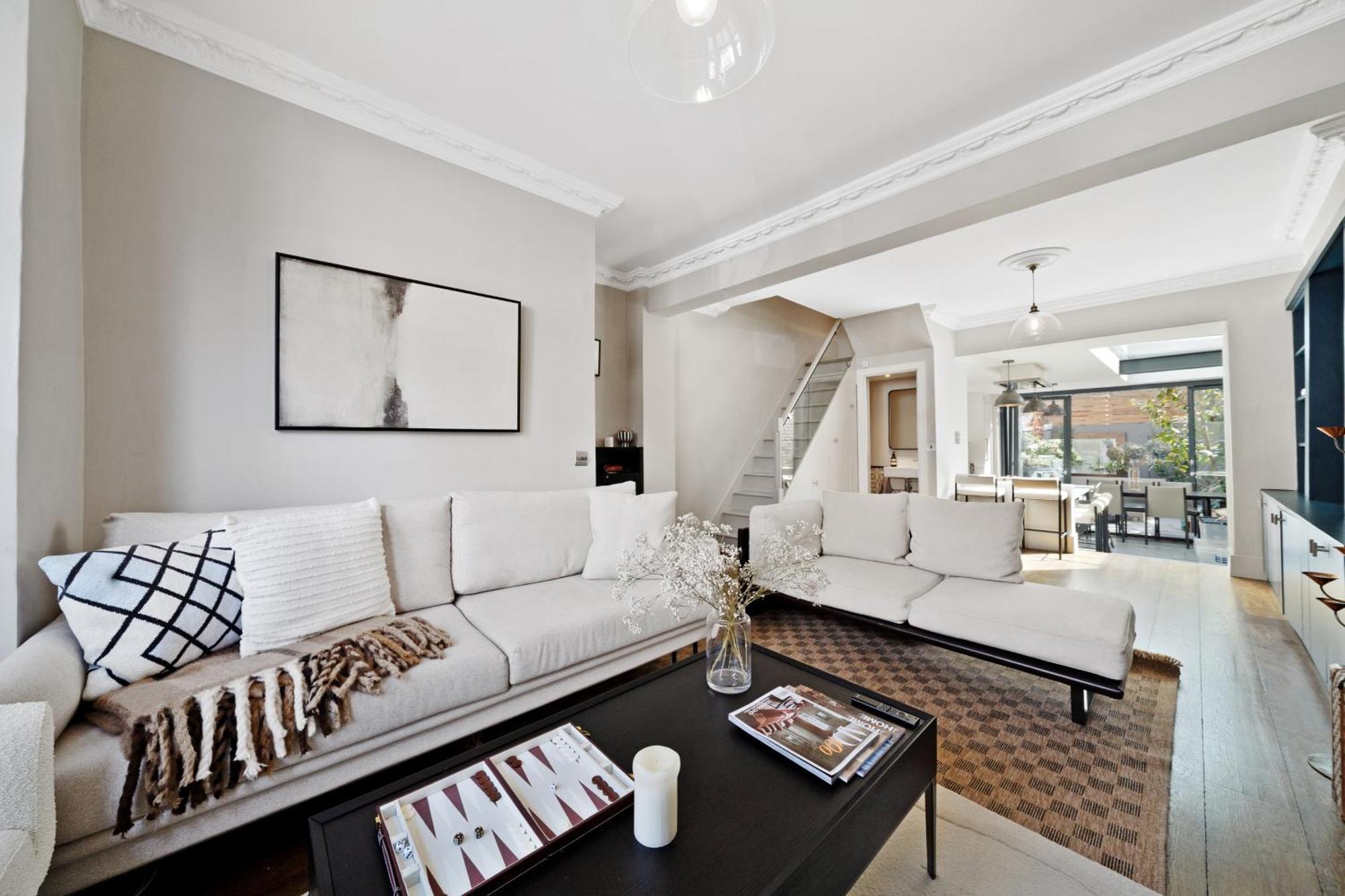 4 Bedroom House With Garden In Battersea Close To Chelsea Ferienhaus London
